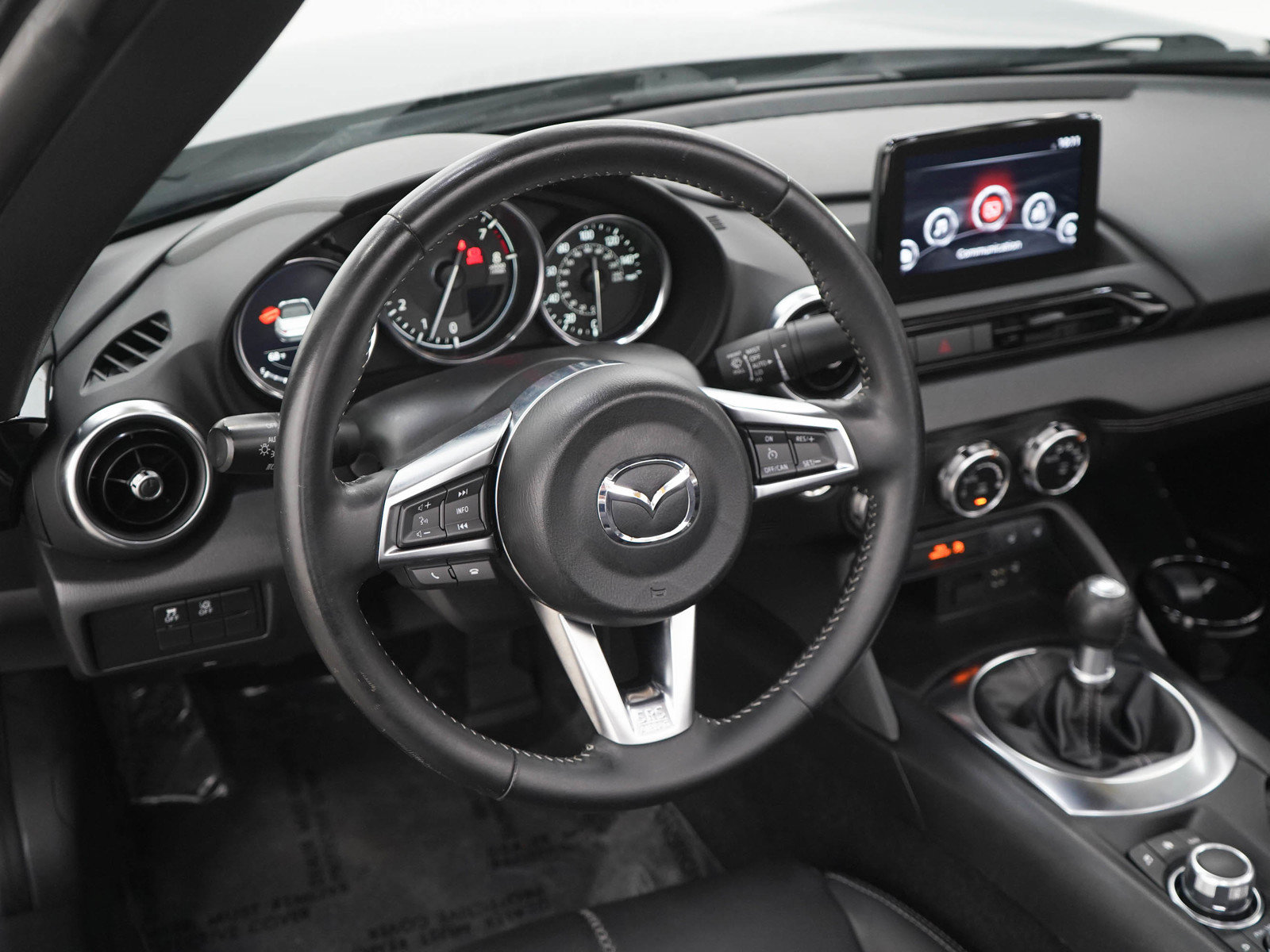 Used 2023 MAZDA MX-5 Miata Grand Touring RWD image 16