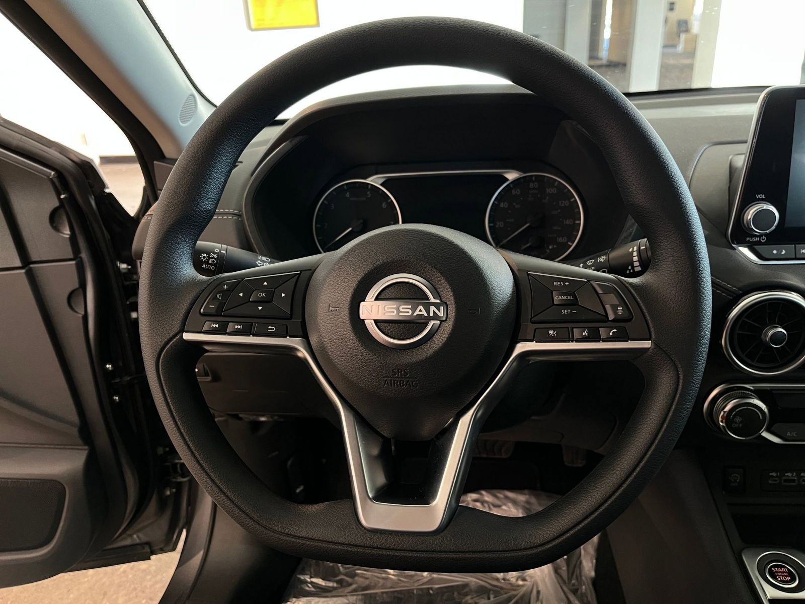 Used 2025 Nissan Sentra SV image 27