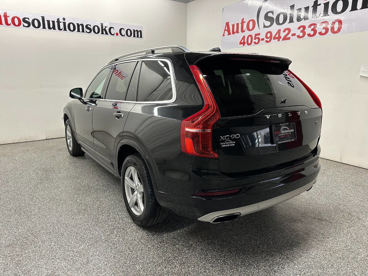 Used 2016 Volvo XC90 T5 Momentum image 5