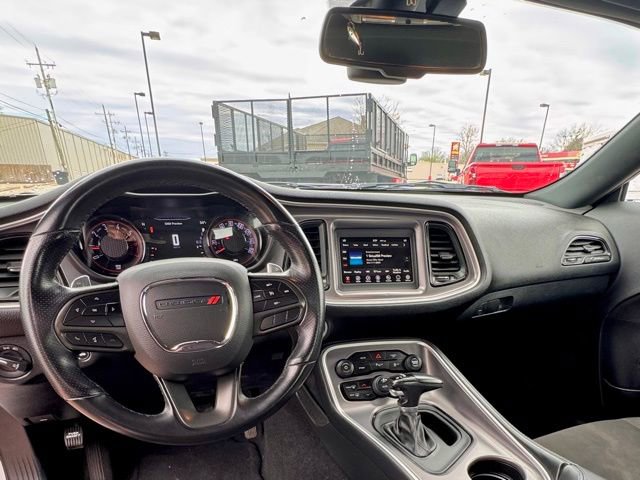 Used 2021 Dodge Challenger R/T w/ Blacktop Package image 9