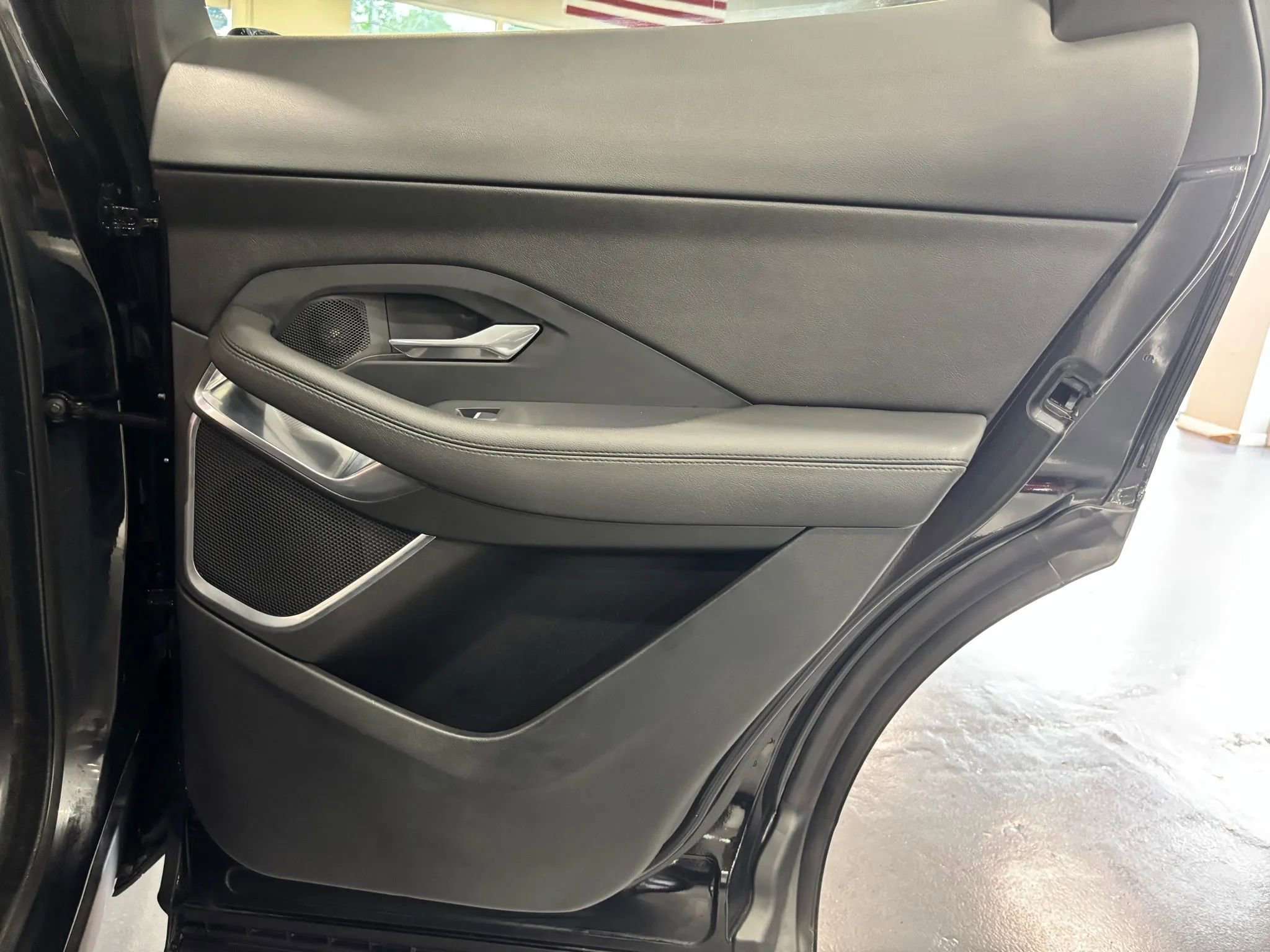 Used 2018 Jaguar E-PACE S AWD/4WD image 35