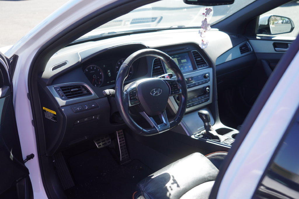 Used 2015 Hyundai Sonata Limited 2.0T FWD image 7