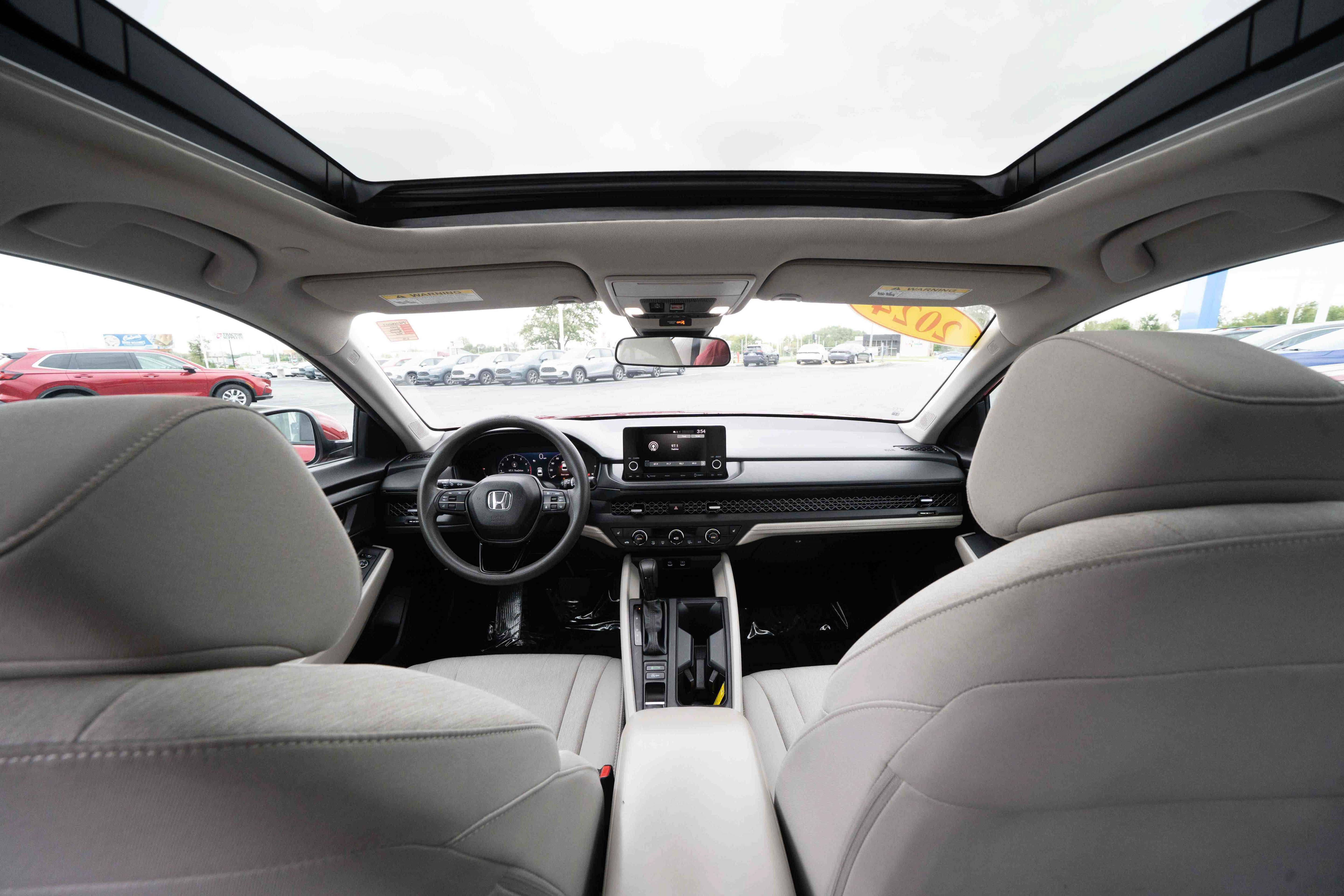 Used 2024 Honda Accord EX image 19