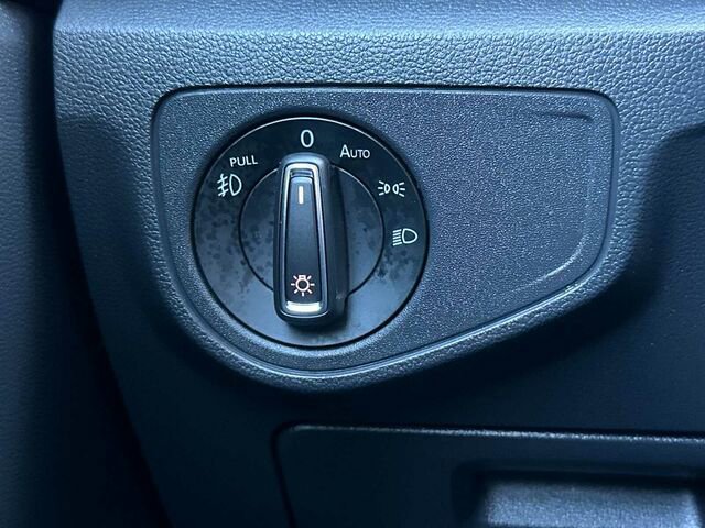 Used 2018 Volkswagen Atlas SEL image 31