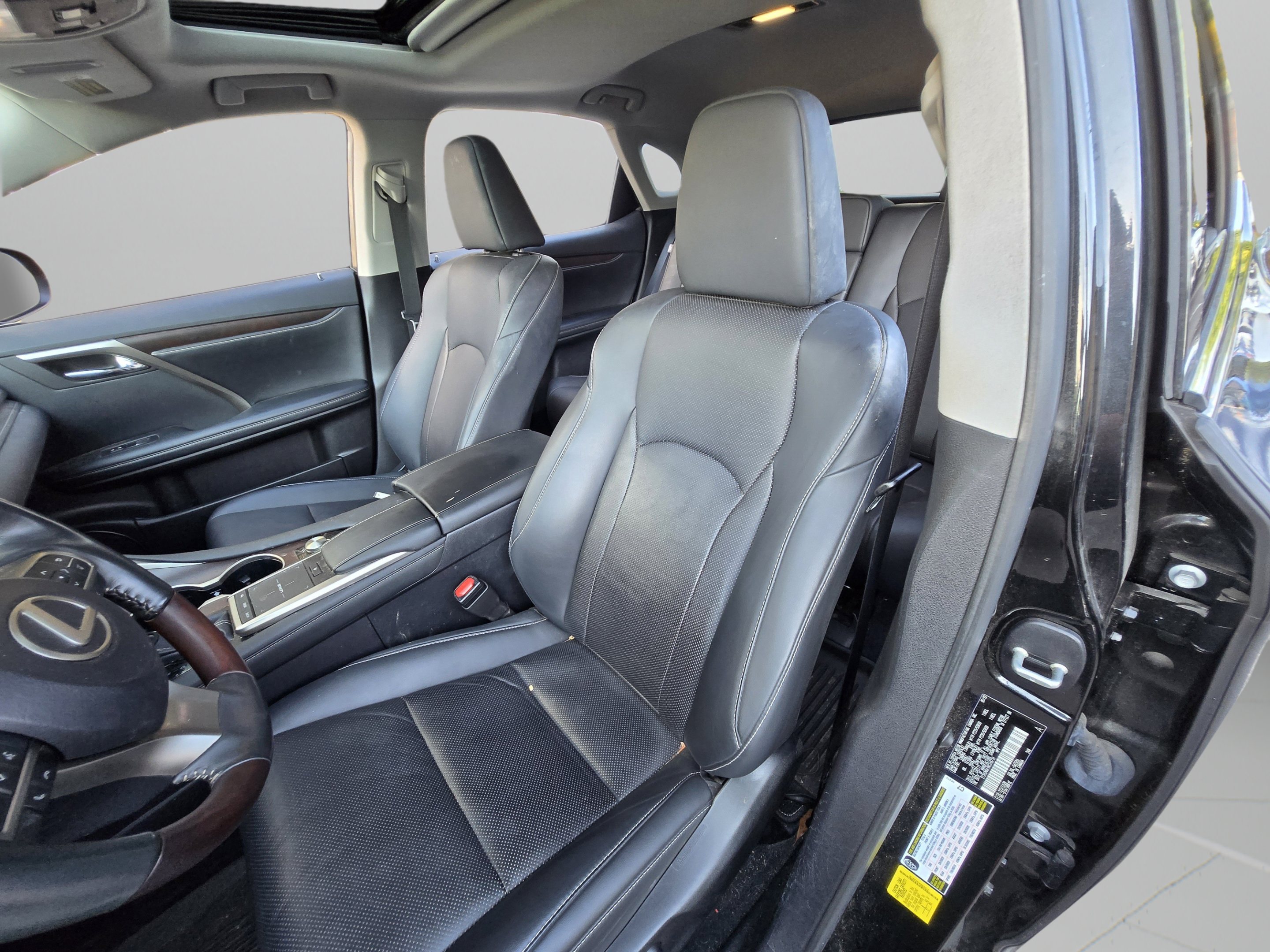Certified 2022 Lexus RX 350 FWD w/ Premium Package image 13