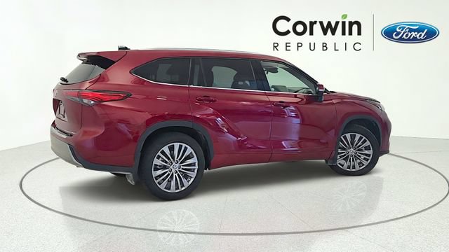 Used 2021 Toyota Highlander Platinum AWD/4WD image 6