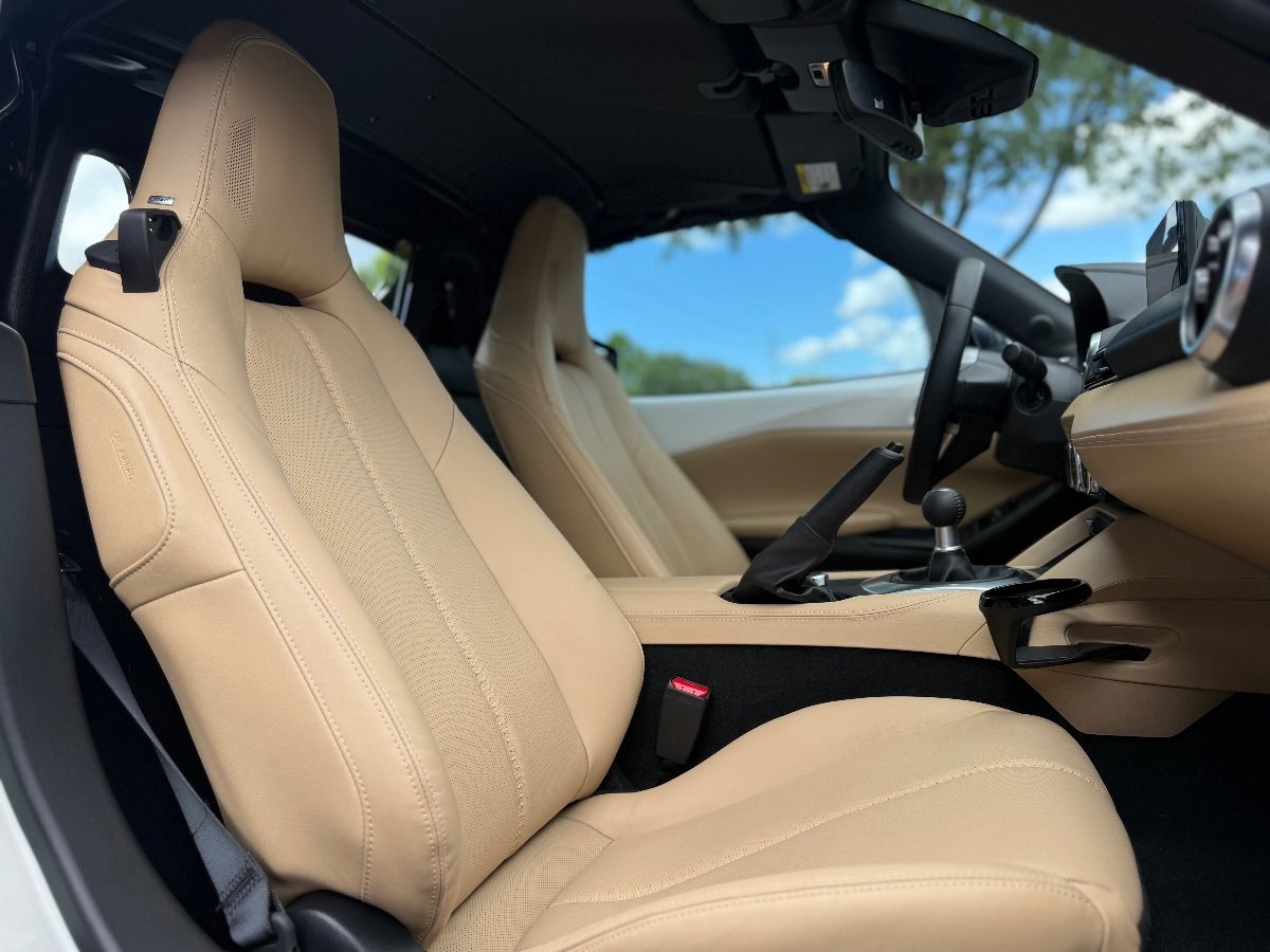 Used 2025 MAZDA MX-5 Miata RF Grand Touring RWD image 23