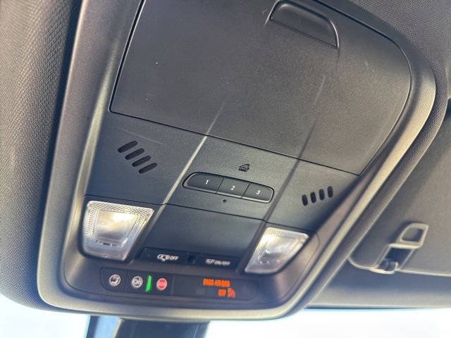 Used 2025 Chevrolet Blazer RS image 17