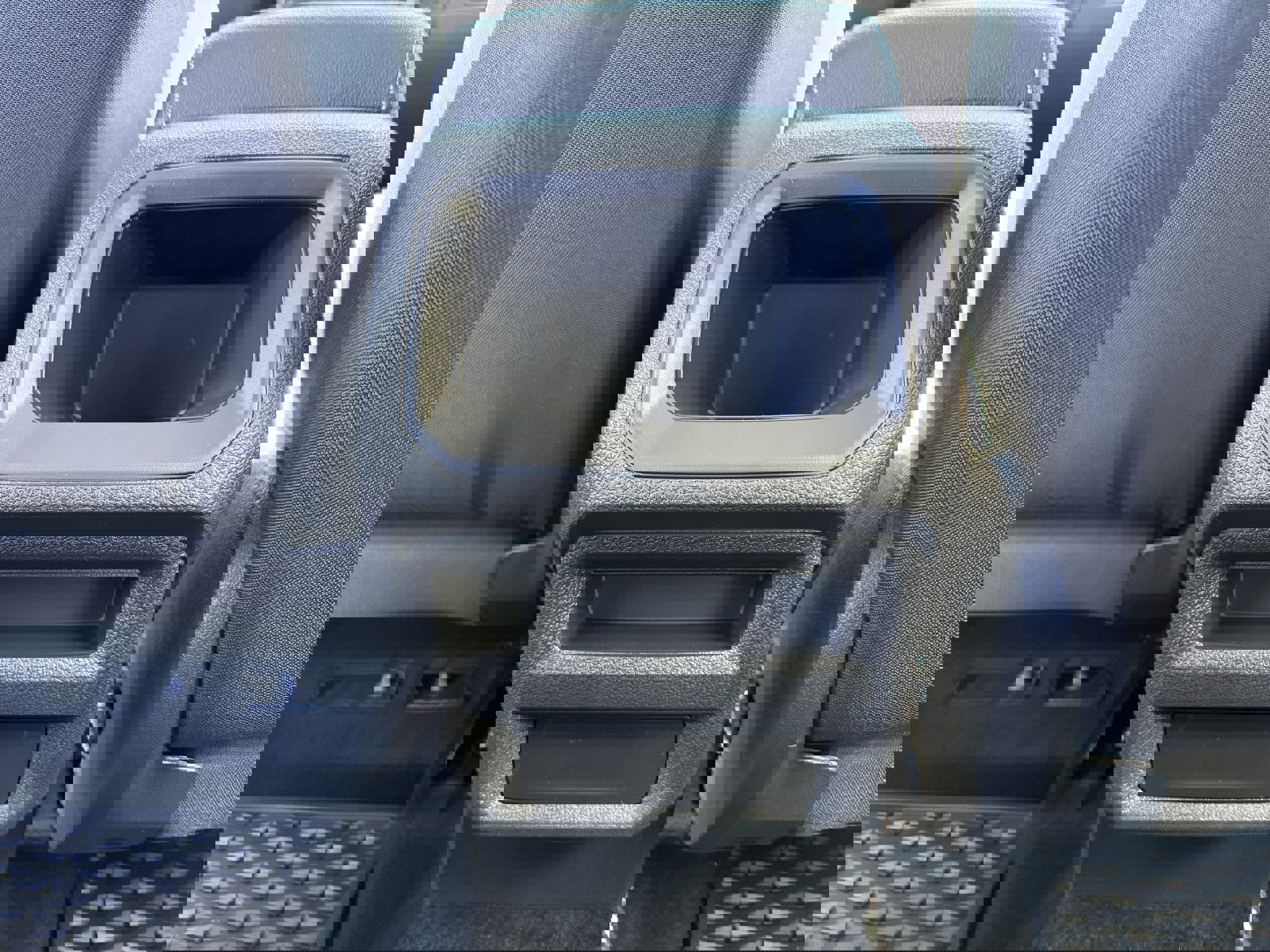 New 2025 Volkswagen Taos S image 39