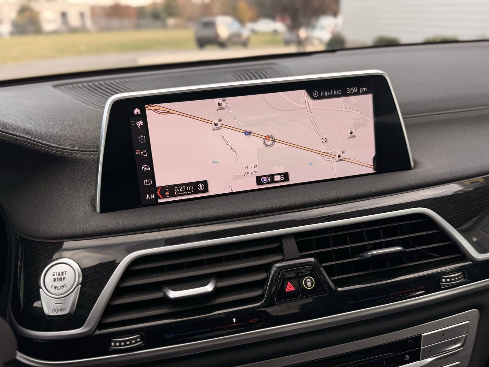 Used 2019 BMW 740i w/ M Sport Package image 41