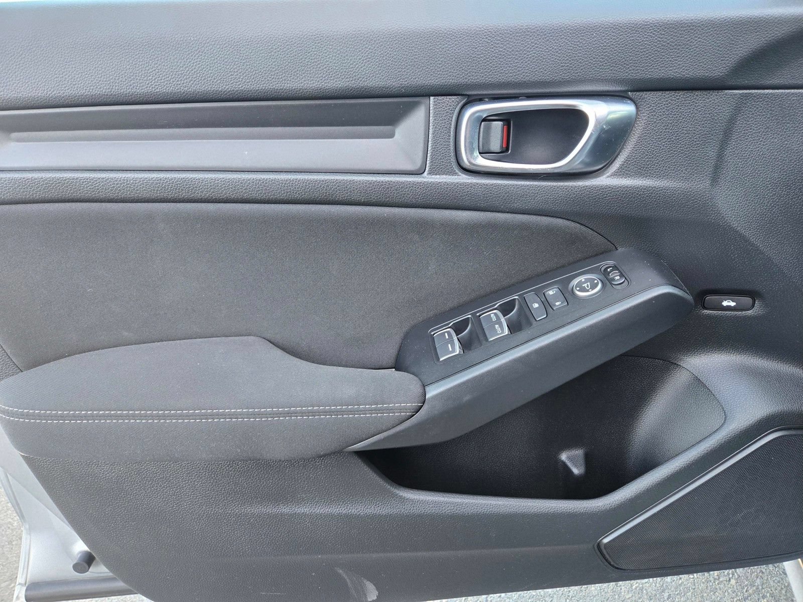 Used 2023 Honda Civic Sport image 14