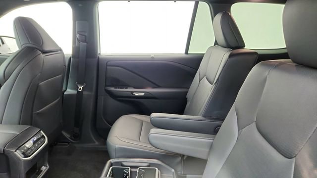 Used 2026 Lexus TX 500h AWD w/ Technology Package image 32