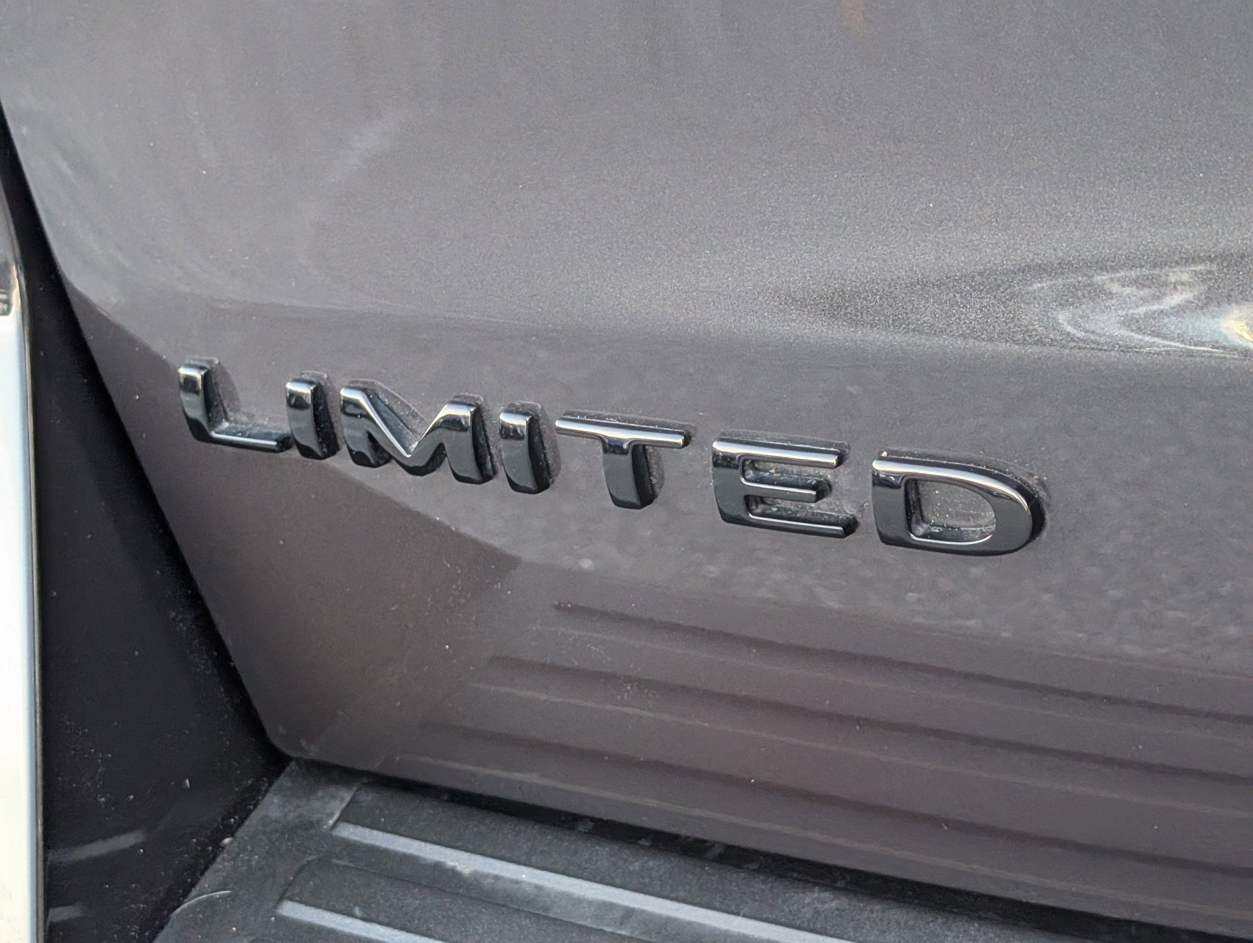 Used 2022 Ford Expedition Max Limited image 9