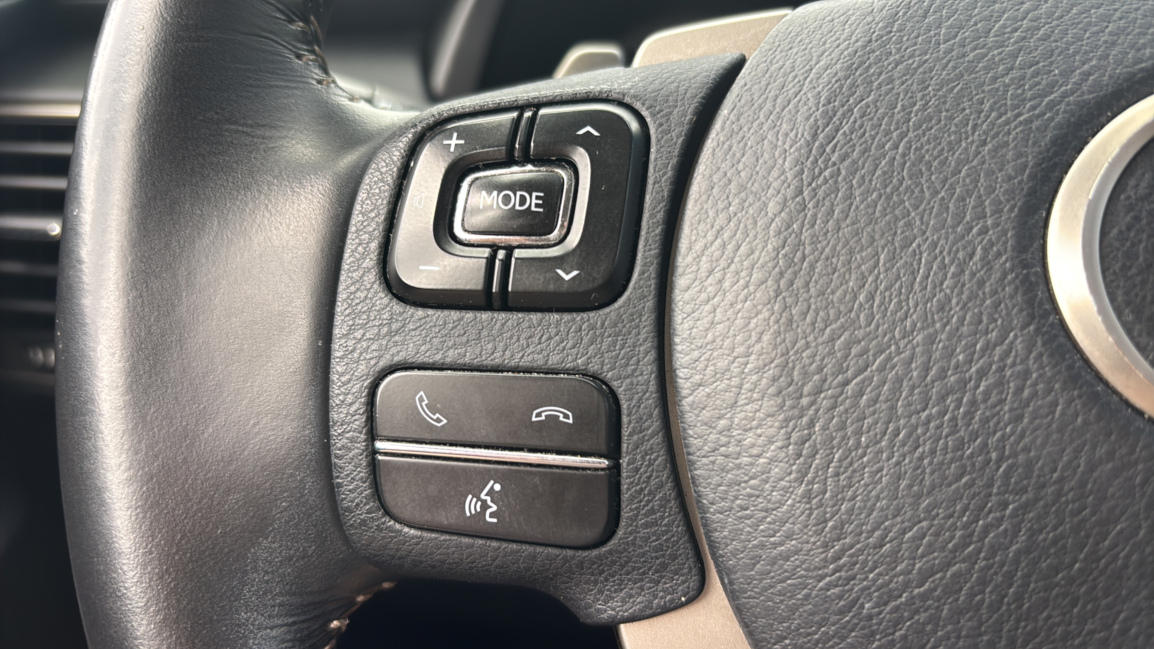 Used 2018 Lexus NX 300 FWD w/ Accessory Package 2 image 26