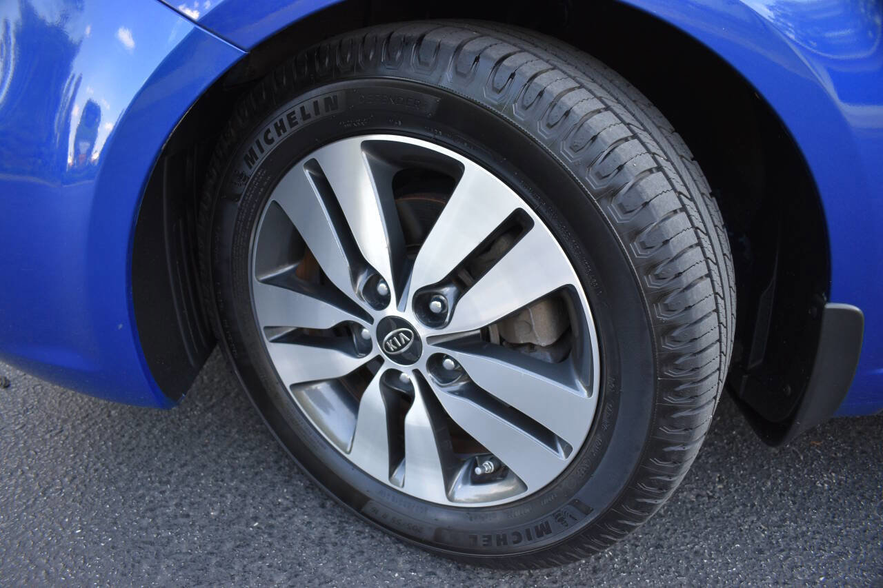 Used 2013 Kia Forte Koup EX FWD image 38