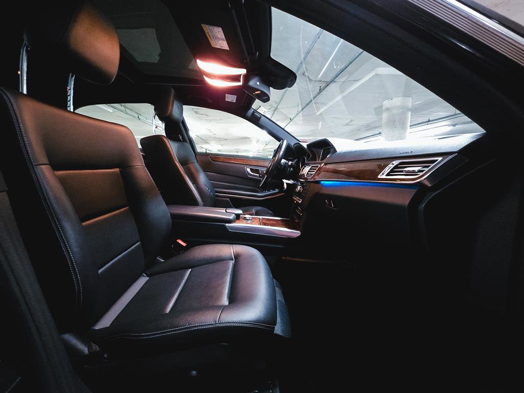 Used 2014 Mercedes-Benz E 350 4MATIC Sedan image 32