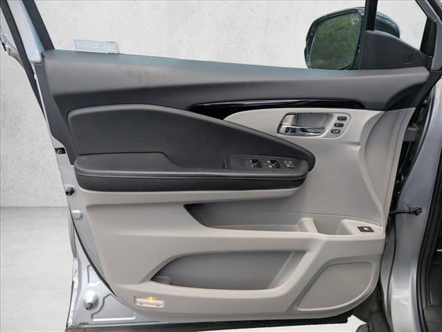 Used 2020 Honda Ridgeline RTL-E image 23