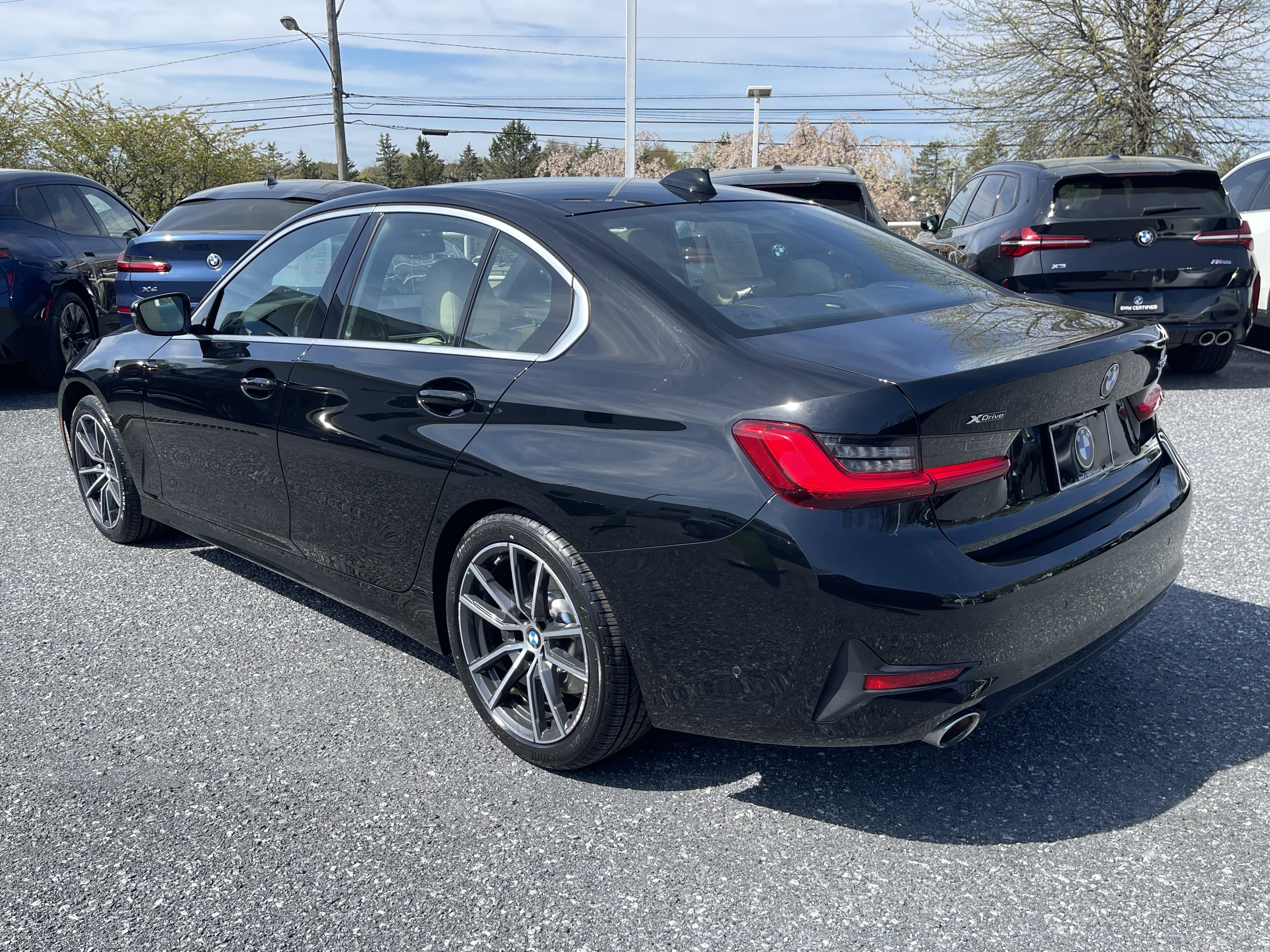 Used 2021 BMW 330i xDrive Sedan w/ Premium Package AWD/4WD image 5