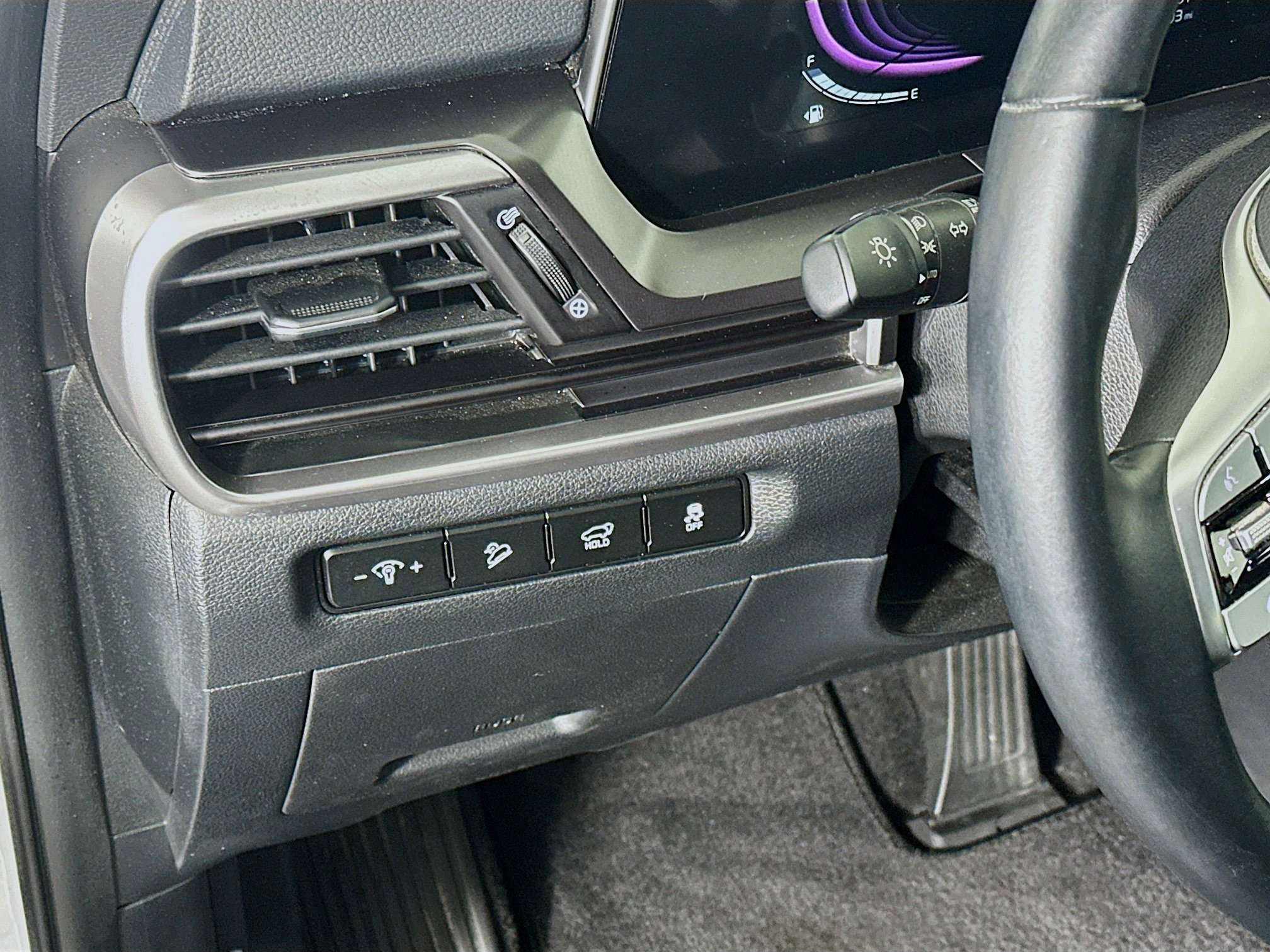 Used 2025 Kia Telluride S image 17