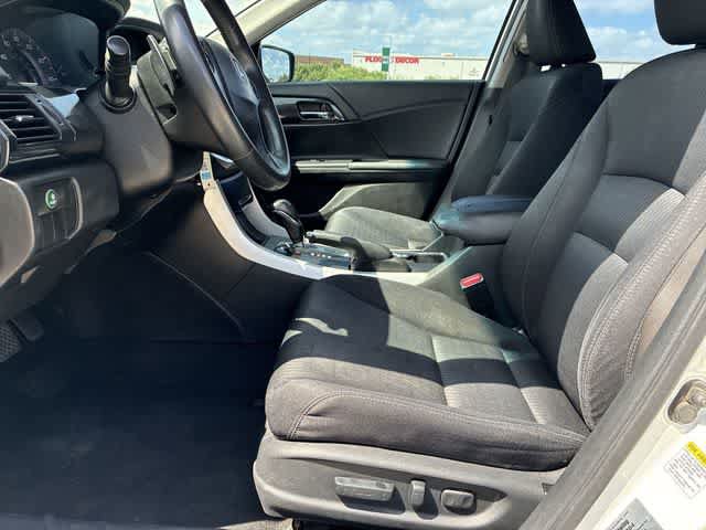 Used 2014 Honda Accord Sport image 18