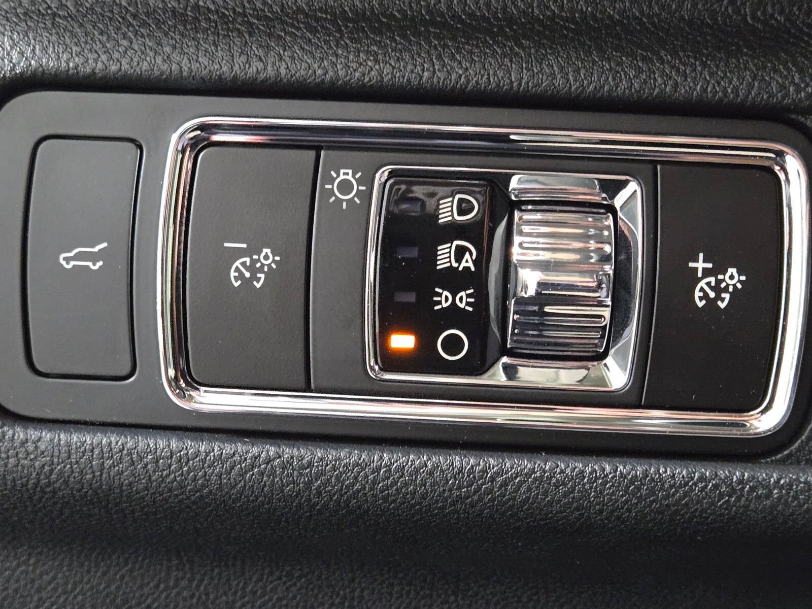 New 2026 Lincoln Corsair Reserve w/ Jet Appearance Package FWD image 24