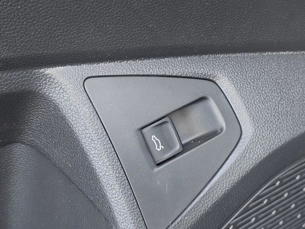 New 2026 Volkswagen Jetta Sport FWD image 35
