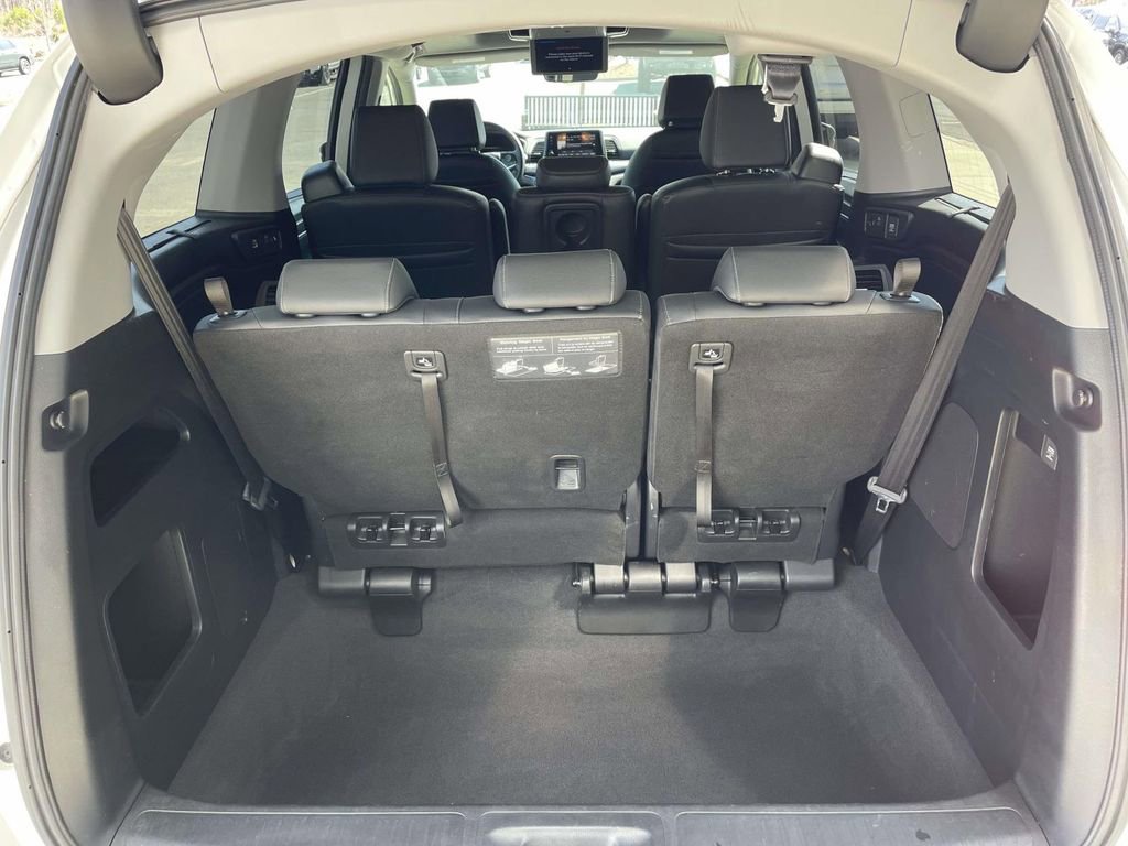 Used 2022 Honda Odyssey Touring image 9