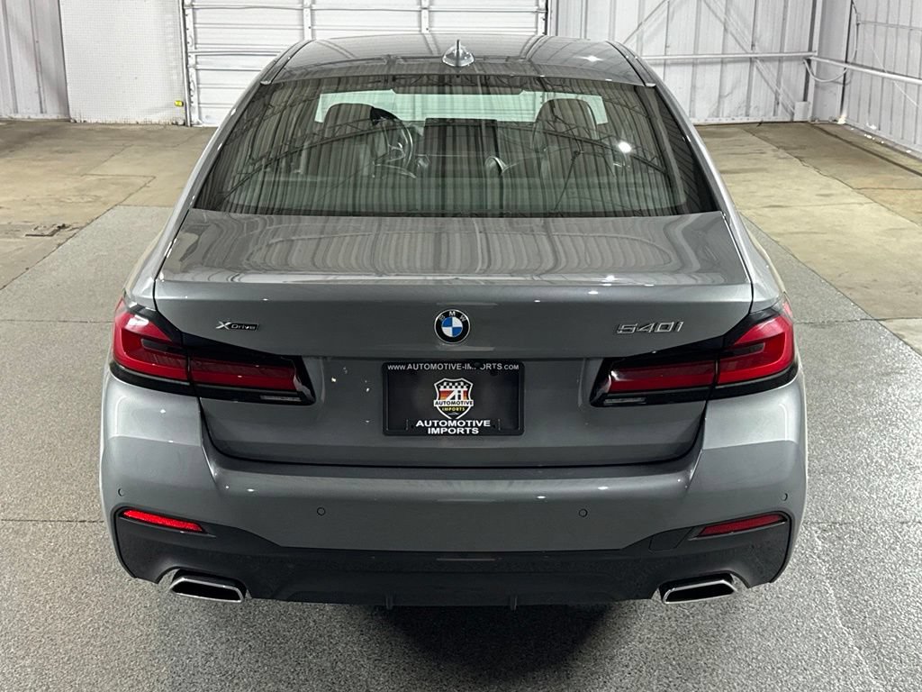Used 2023 BMW 540i xDrive w/ M Sport Package AWD/4WD image 14