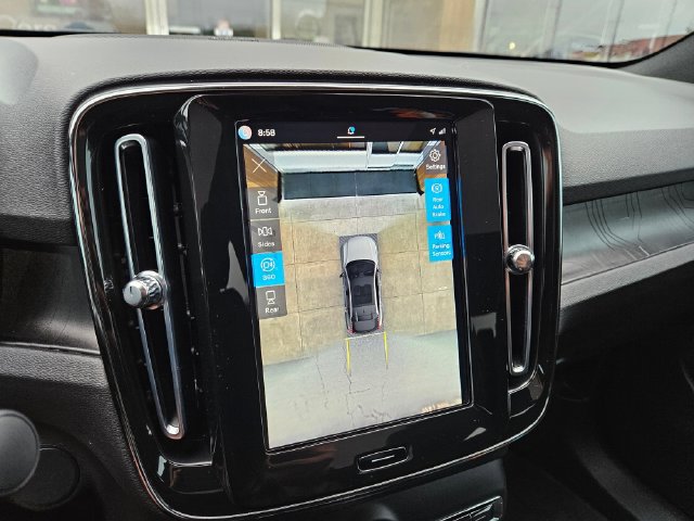 Certified 2023 Volvo C40 P8 Recharge Ultimate w/ Protection Package Premier AWD/4WD image 30