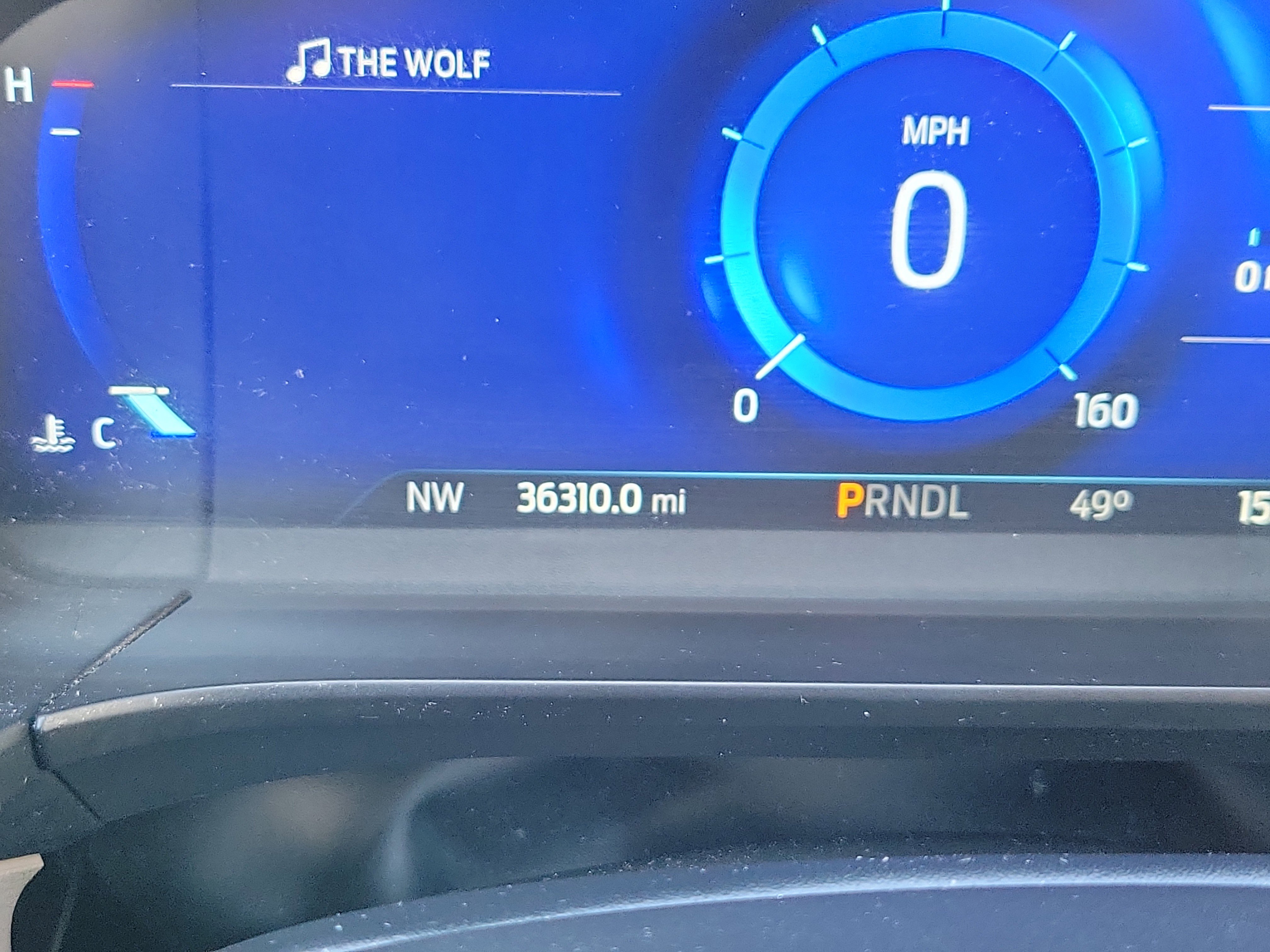 Used 2022 Ford Escape Titanium w/ Class II Trailer Tow Package AWD/4WD image 23