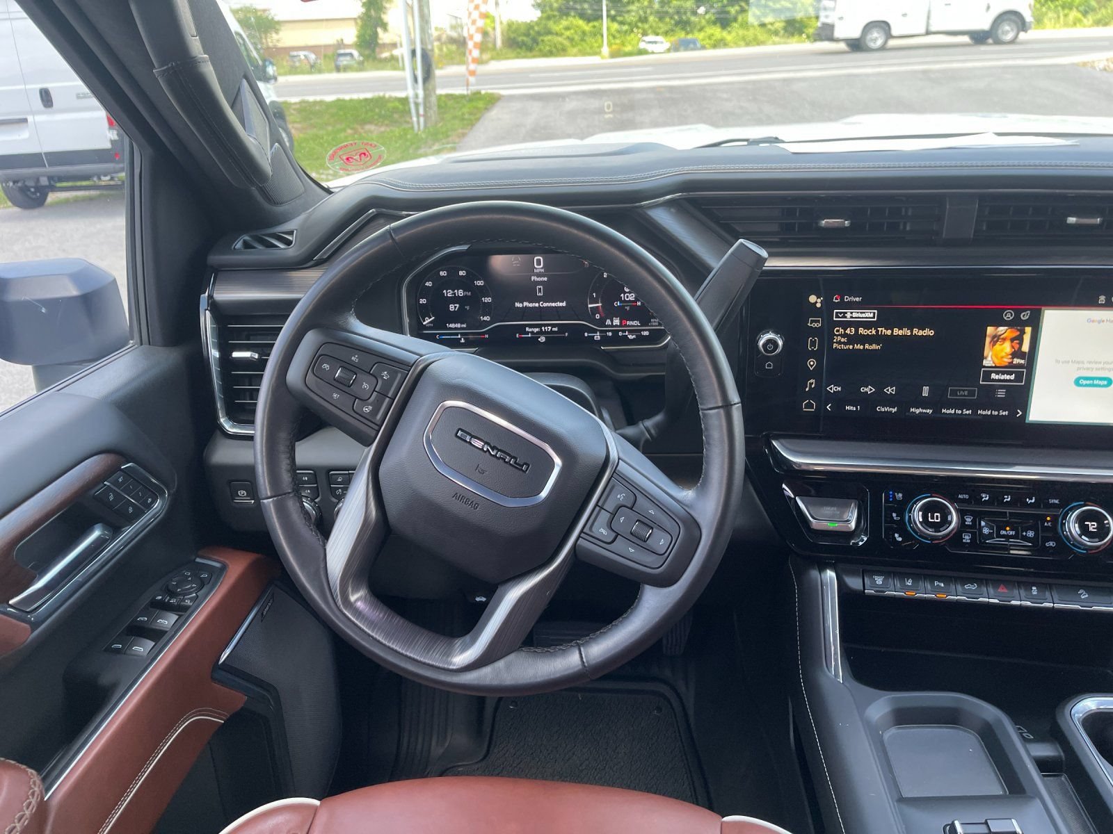 Used 2024 GMC Sierra 3500 Denali Ultimate AWD/4WD image 16