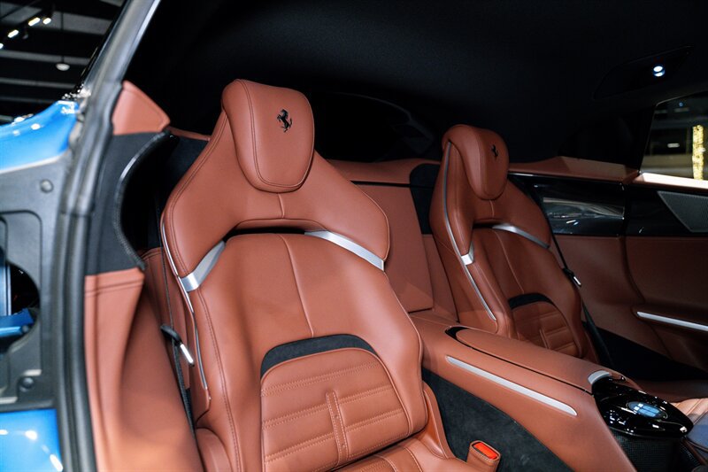 Used 2024 Ferrari Purosangue AWD/4WD image 14