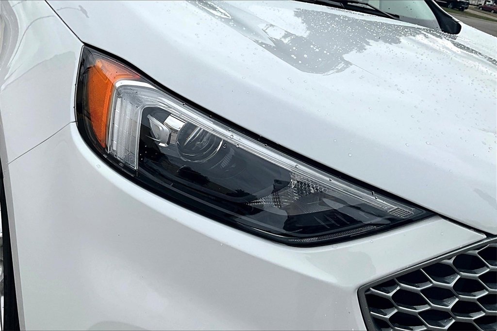 Used 2024 Ford Edge SEL image 29