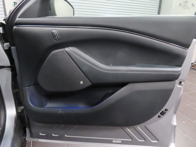 Used 2021 Ford Mustang Mach-E Premium image 13