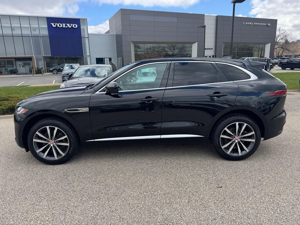 Used 2021 Jaguar F-PACE S image 2