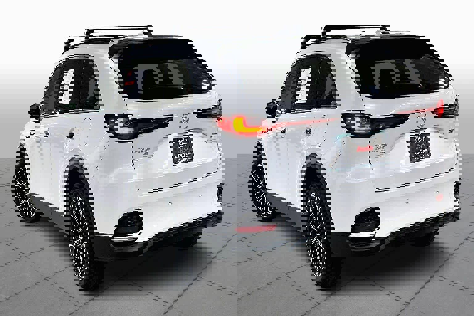 Used 2025 MAZDA CX-70 Plug-In Hybrid w/ Premium Plus image 13