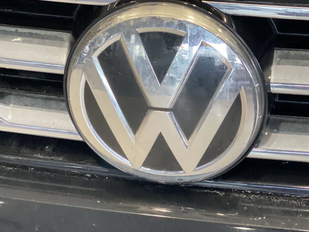 Used 2019 Volkswagen Tiguan S AWD/4WD image 10