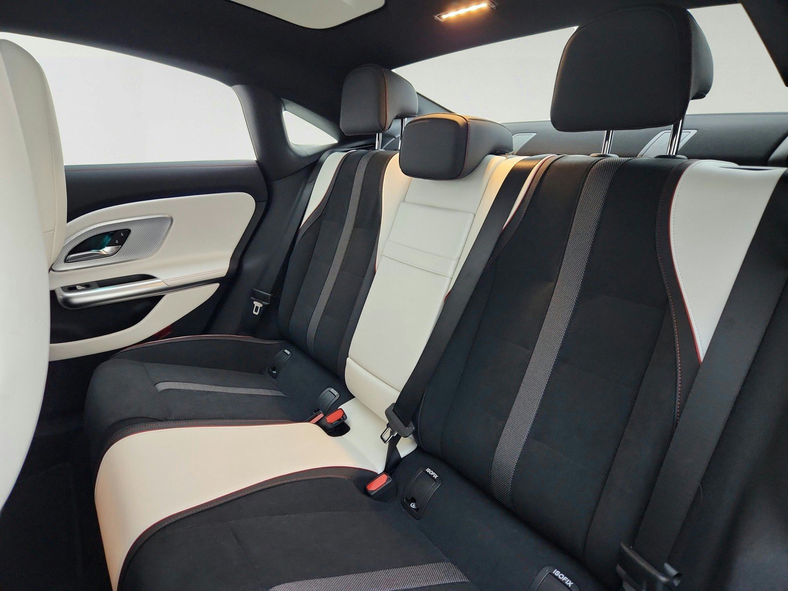 New 2027 Mercedes-Benz CLA 220 image 23