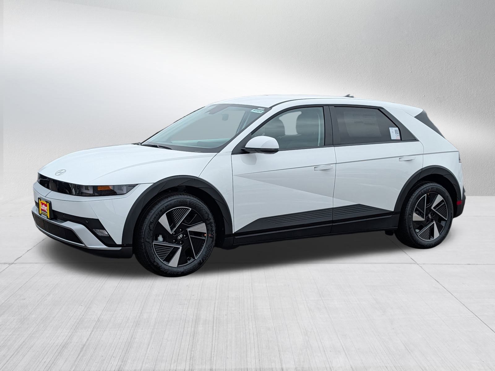 New 2026 Hyundai Ioniq 5 SE image 2