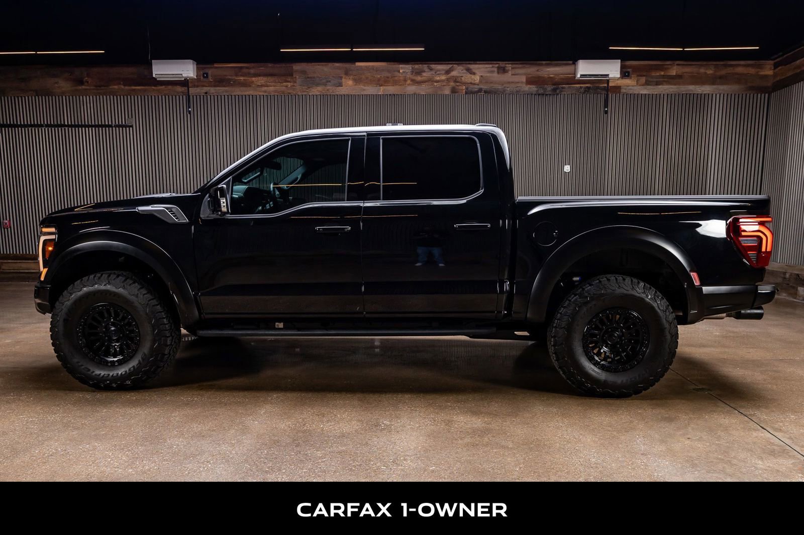 Used 2025 Ford F150 Raptor w/ Equipment Group 803A Raptor R AWD/4WD image 5