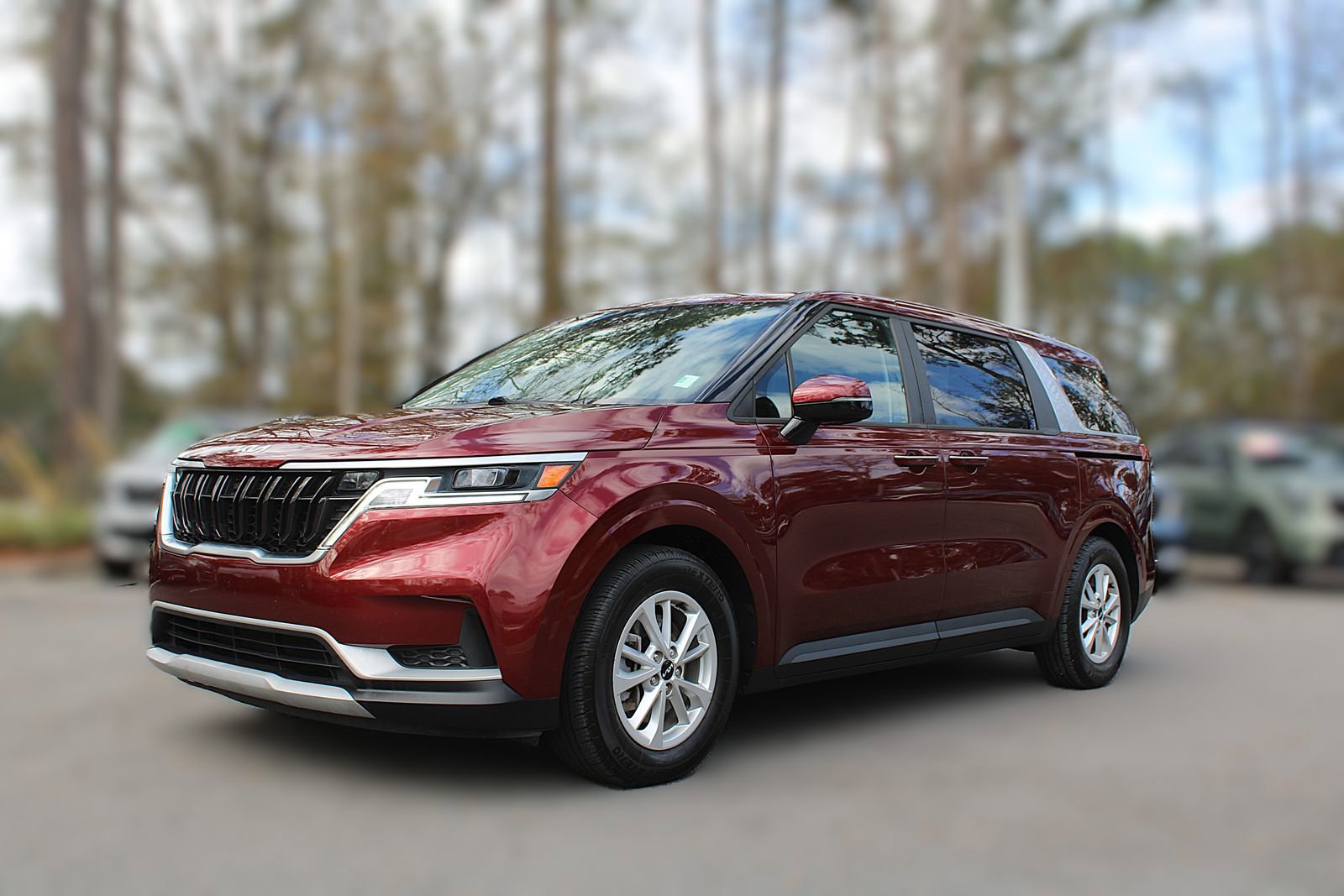 Used 2022 Kia Carnival LX image 3