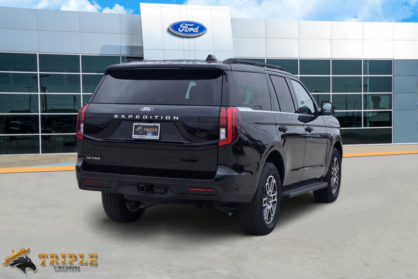 New 2026 Ford Expedition Active RWD image 5