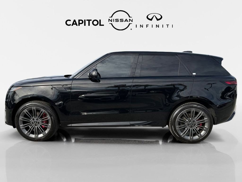 Used 2023 Land Rover Range Rover Sport SE Dynamic image 8