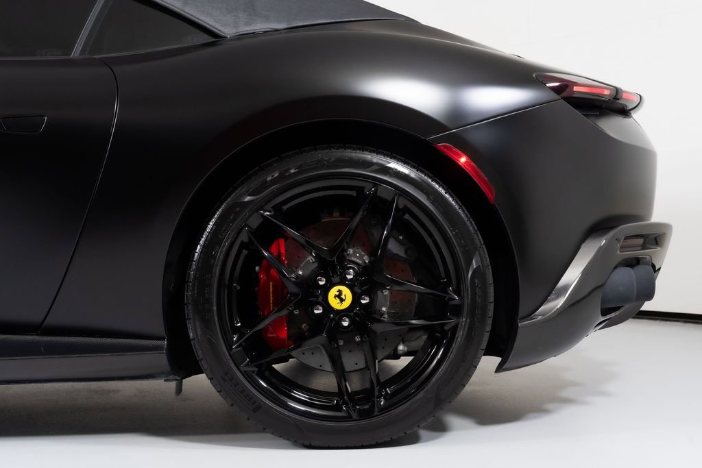 Used 2025 Ferrari Roma Spider image 13