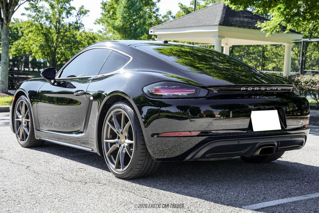 Used 2017 Porsche 718 Cayman RWD image 6
