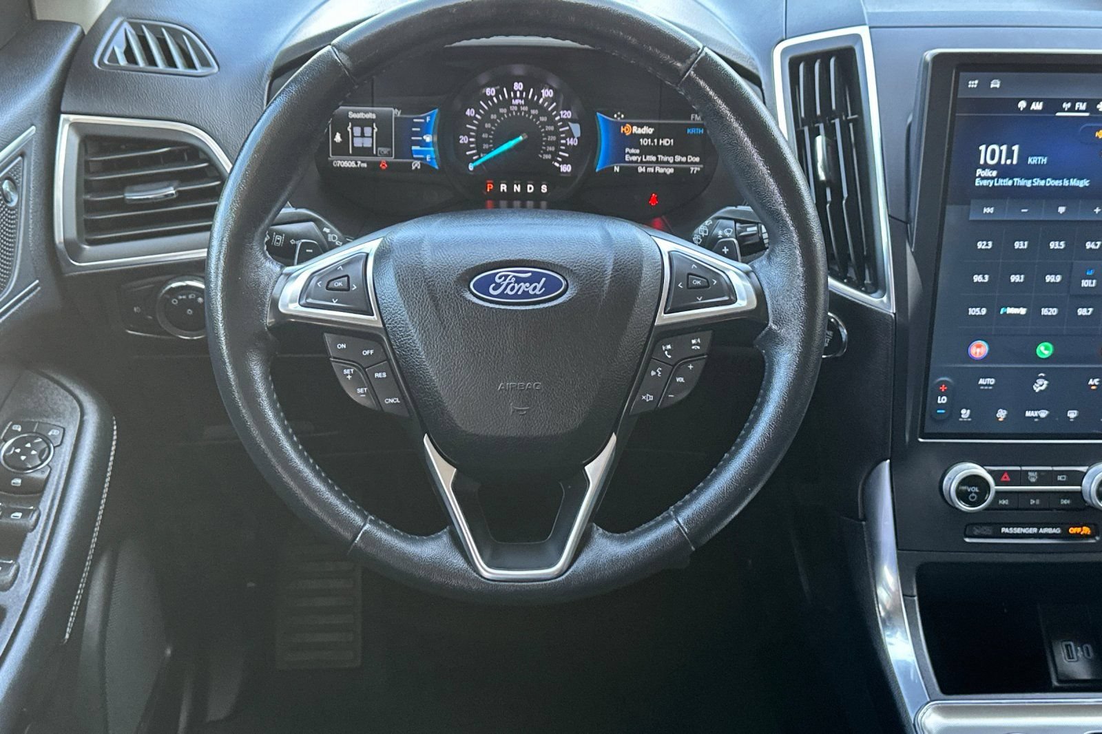 Used 2022 Ford Edge Titanium w/ Class II Trailer Tow Package AWD/4WD image 14