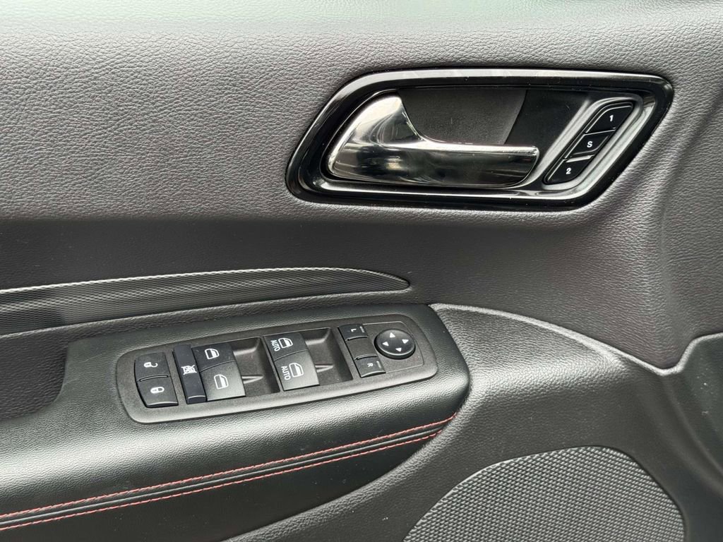 Used 2025 Dodge Durango GT AWD/4WD image 19
