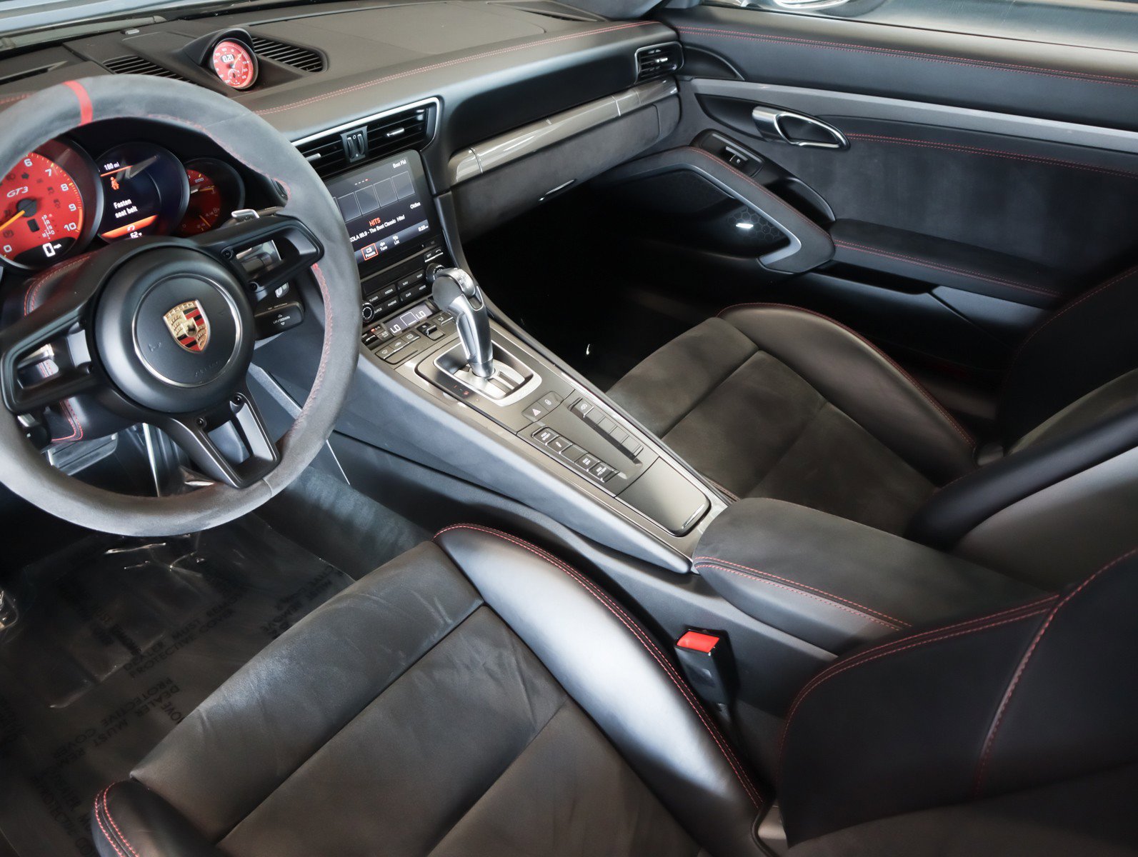 Used 2018 Porsche 911 GT3 RWD image 18