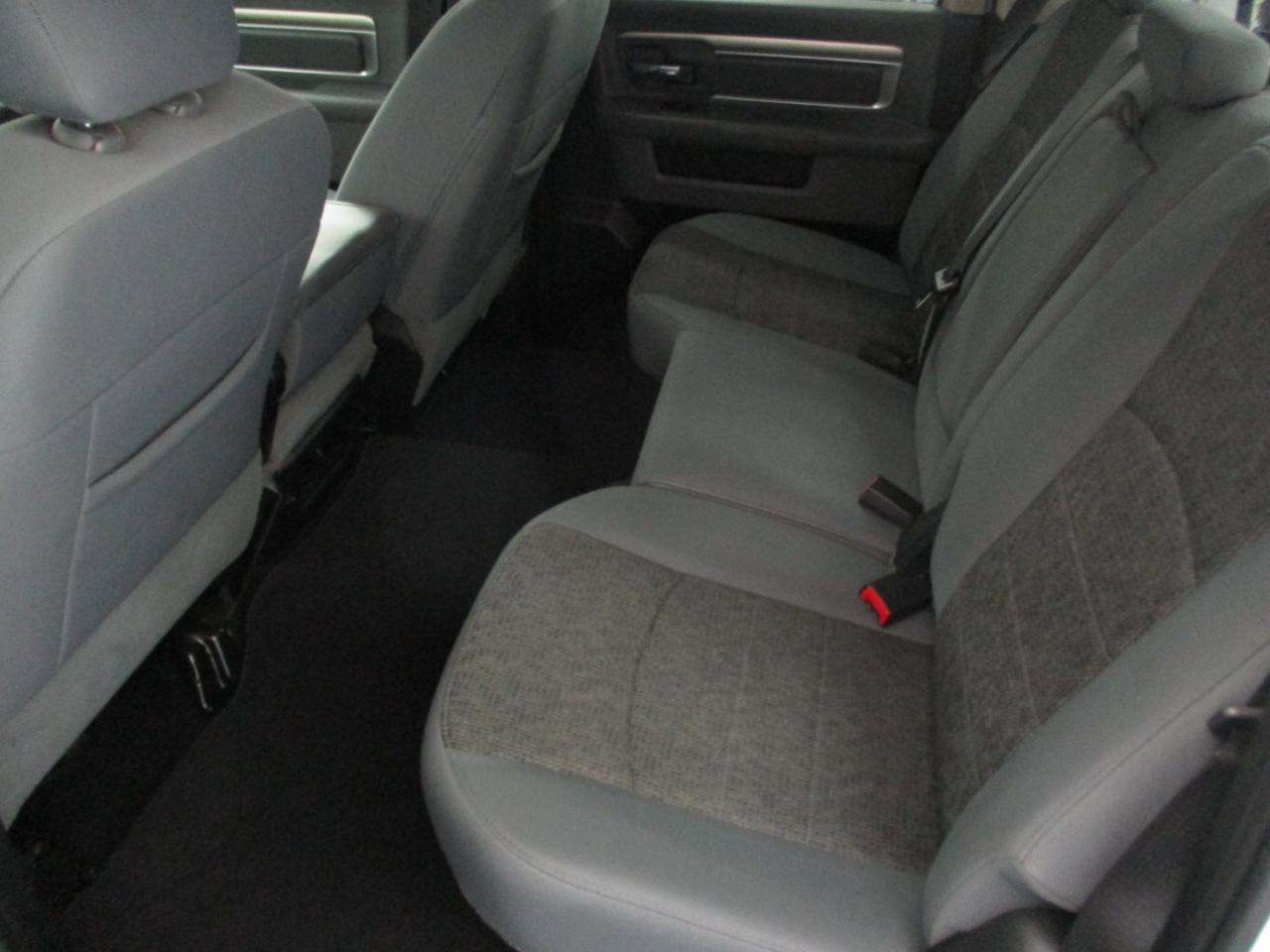 Used 2017 RAM 1500 Big Horn AWD/4WD image 10