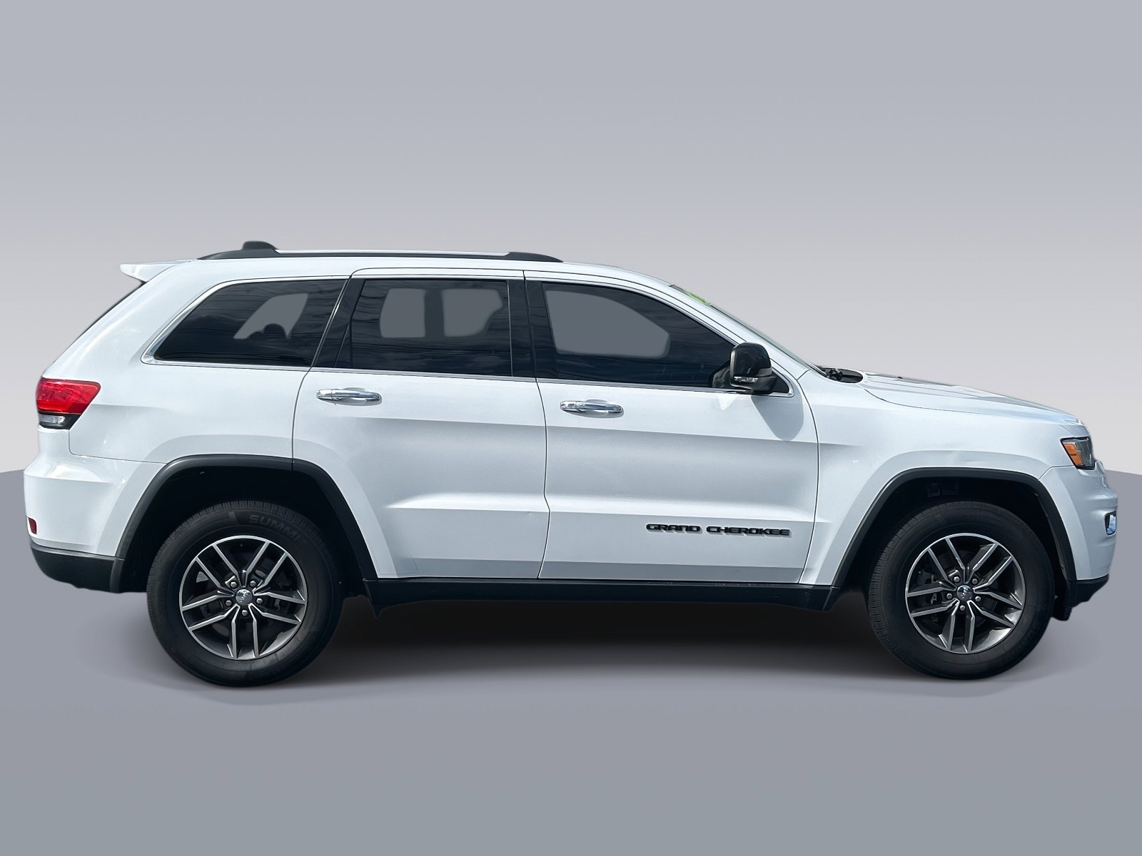 Used 2017 Jeep Grand Cherokee Limited image 2